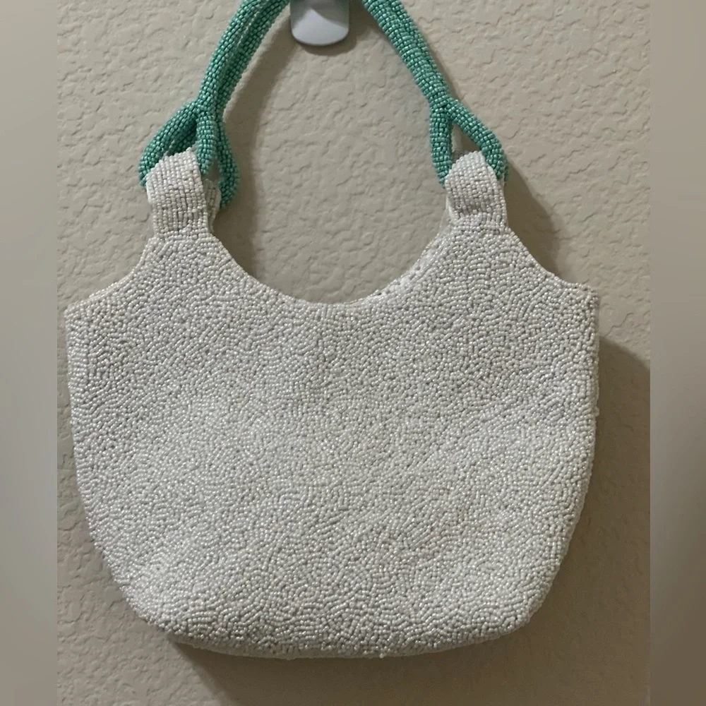 Viral Beaded Sea Turtle Handbag (Handmade) - Picture 7 of 13